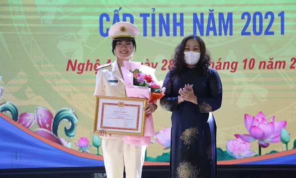 Công an Nghệ An đạt giải Nhất Hội thi báo cáo viên, tuyên truyền viên giỏi tỉnh năm 2021