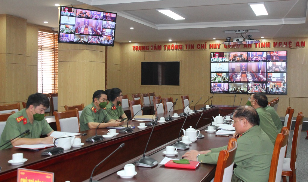 Tại điểm cầu Công an tỉnh Nghệ An