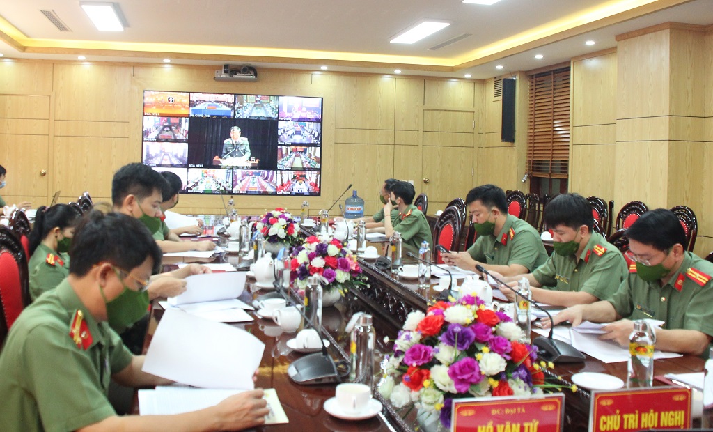 Tại điểm cầu Công an tỉnh Nghệ An