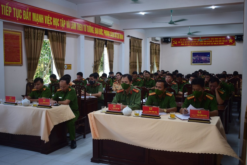 Các đại biểu tham dự Hội nghị