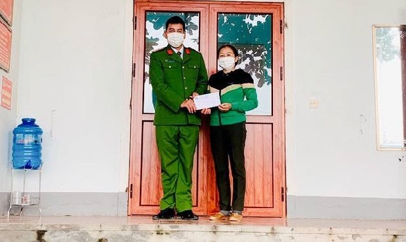 Người dân cảm kích khi nhận lại tài sản bị mất
