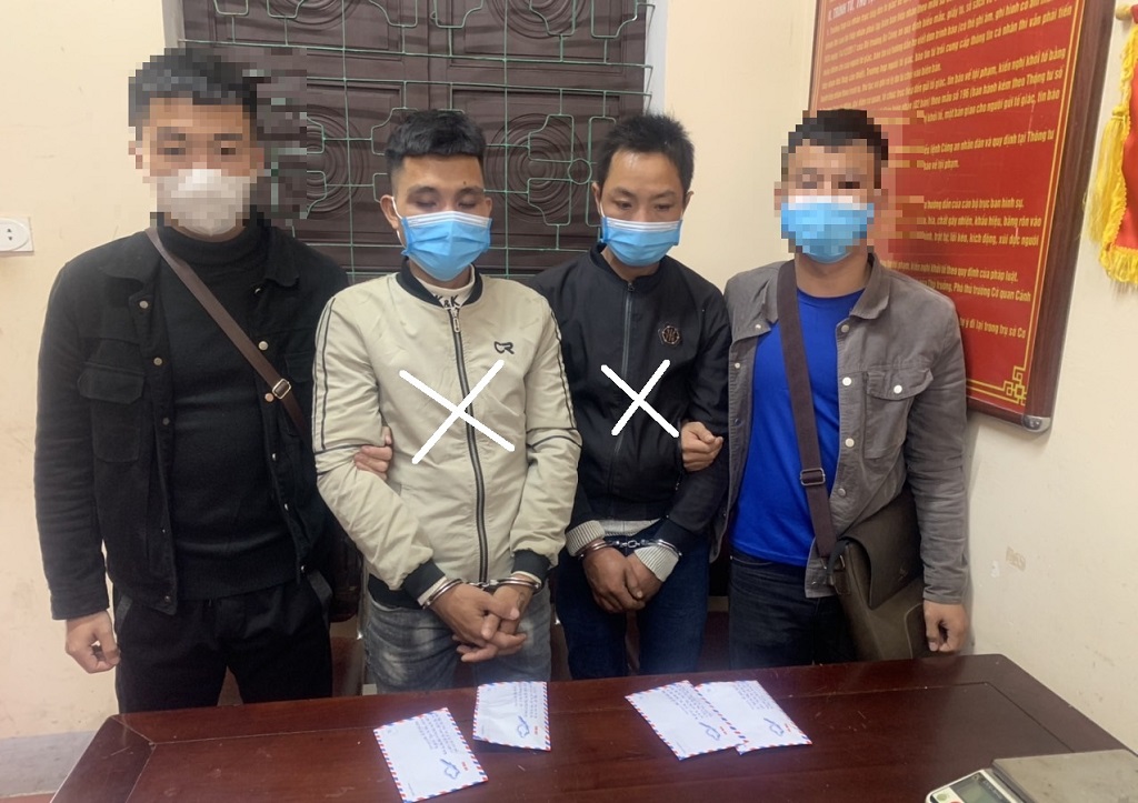 02 đối tượng (x) trong vụ án