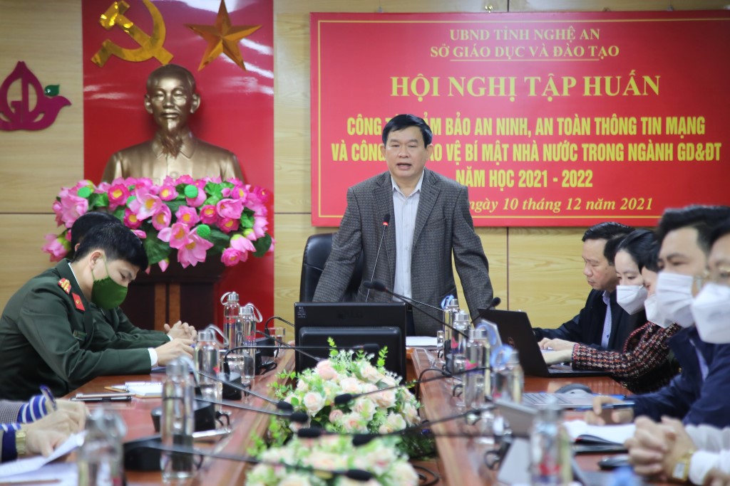Ông Đào Công Lợi, Phó Giám đốc Sở Giáo dục và đào tạo đánh giá cao vai trò của lực lượng Công an trong công tác đảm bảo an ninh, an toàn tại các cơ sở giáo dục trên địa bàn