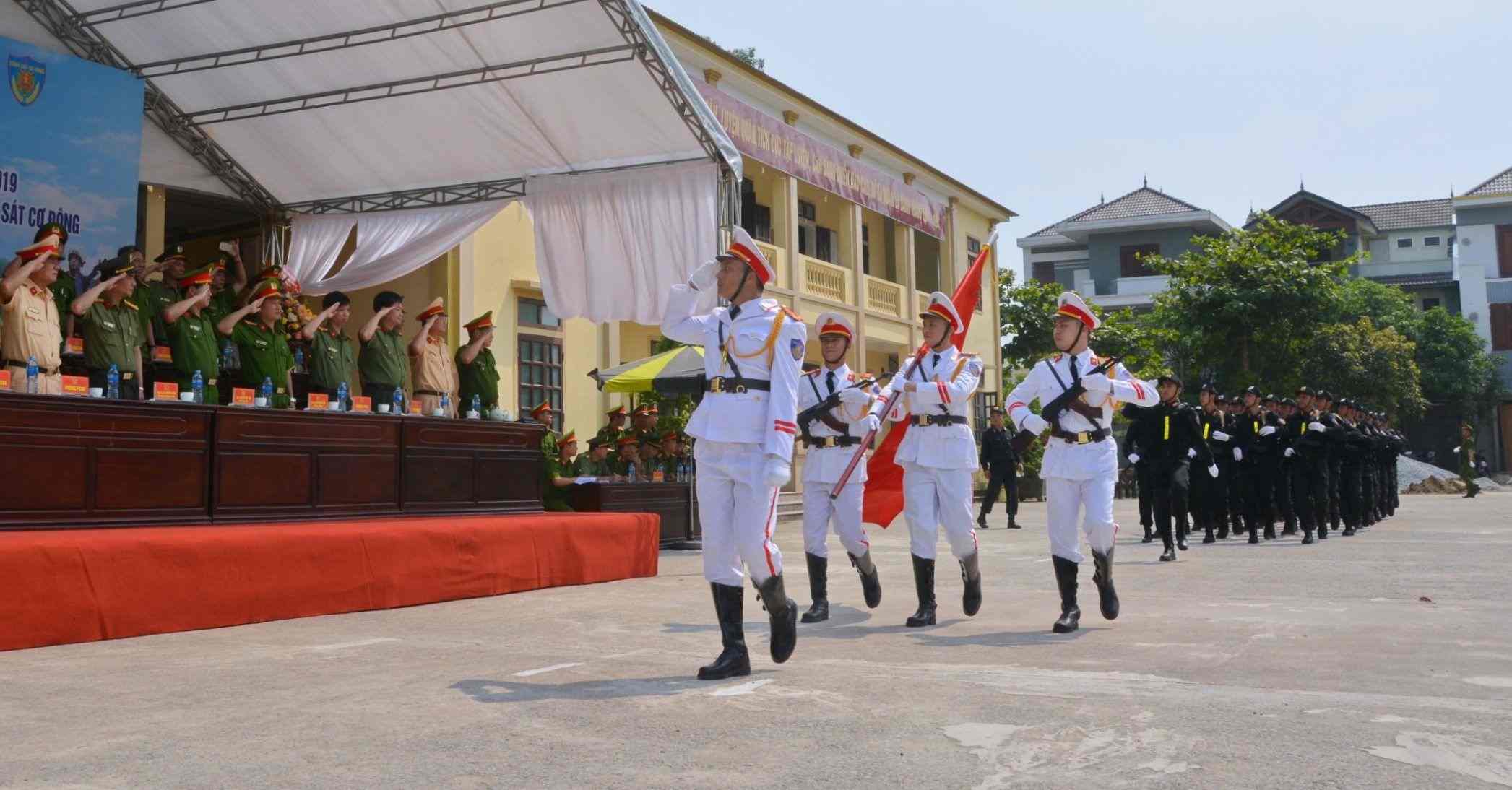 Các đợt huấn luyện của lực lượng Cảnh sát Cơ động được tổ chức nghiêm túc, quy củ