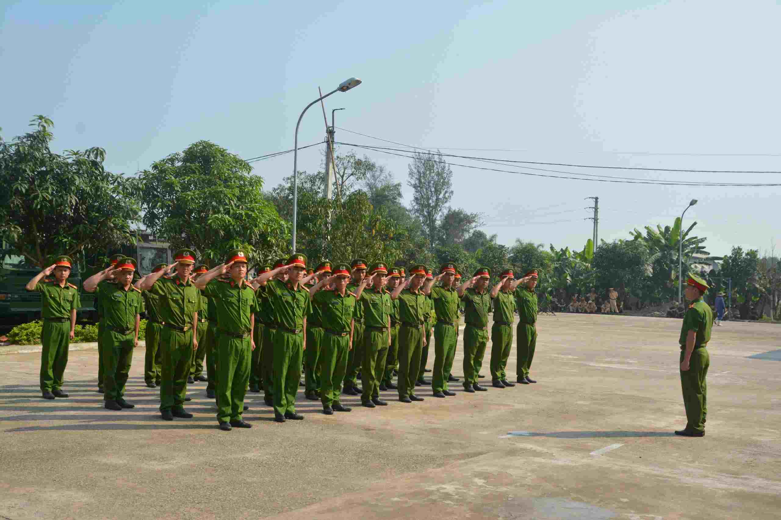 Các đội, đại đội thường xuyên huấn luyện lễ nghi khánh tiết theo điều lệnh CAND