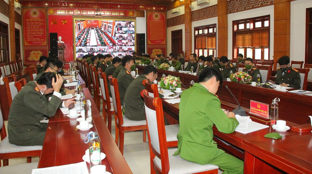 Hội nghị được kết nối trực tuyến tới 21 điểm cầu Công an các huyện, thành, thị