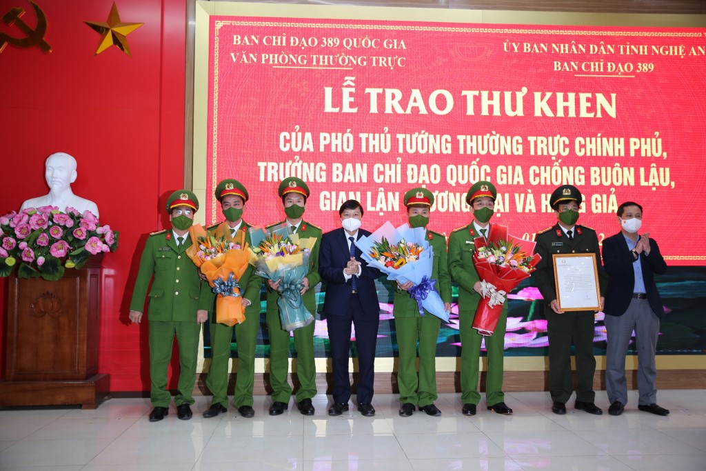 Công an tỉnh Nghệ An nhận Thư khen của Ban Chỉ đạo 389 quốc gia