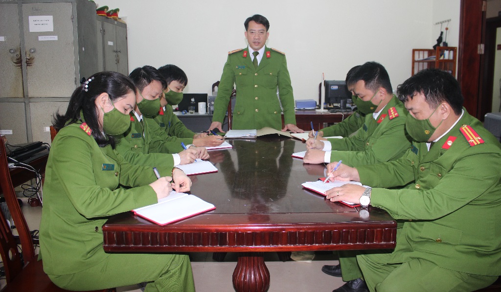 Phòng Cảnh sát kinh tế họp bàn phương án đấu tranh với tội phạm kinh tế, tham nhũng