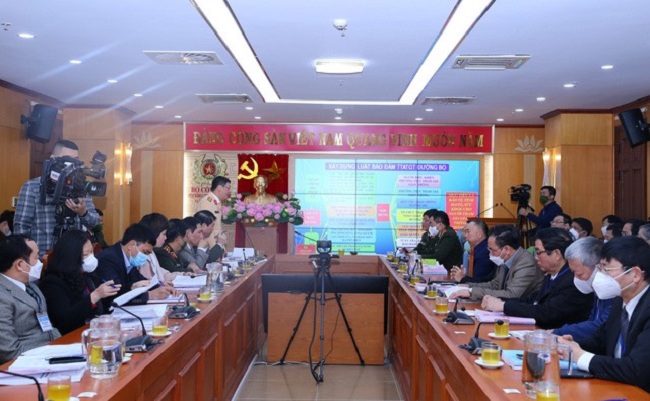 Cần thiết ban hành hai luật về Luật Trật tự, an toàn giao thông đường bộ và hạ tầng giao thông đường bộ - Ảnh: VGP/Lê Sơn
