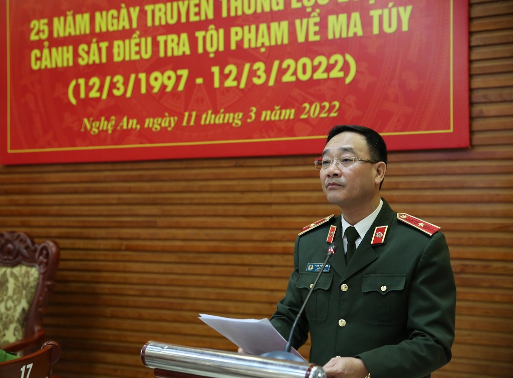 Đồng chí Thiếu tướng Phạm Thế Tùng, Giám đốc Công an tỉnh ghi nhận, biểu dương thành tích xuất sắc của lực lượng Cảnh sát ĐTTP về ma túy Công an tỉnh