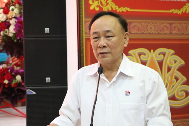 Đồng chí Bạch Hưng Triển - Nguyên Trưởng Ban Công tác Thanh niên Công an tỉnh Nghệ An chia sẻ cùng thế hệ trẻ