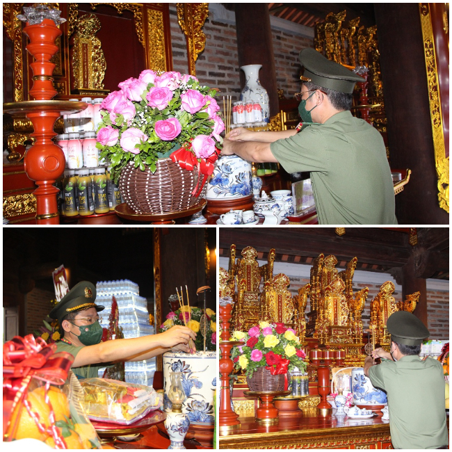 Thượng tá Trần Ngọc Tuấn, Trưởng phòng Tham mưu thay mặt Phòng tham mưu dâng hương lên bàn thờ gia tiên Chủ tịch Hồ Chí Minh