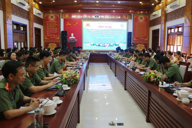 Toàn cảnh Hội nghị