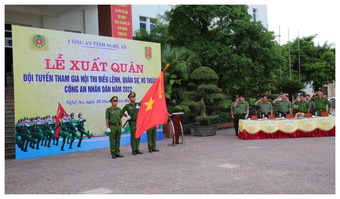 Công an tỉnh Nghệ An tổ chức Lễ xuất quân Đoàn vận động viên tham gia Hội thi Điều lệnh, bắn súng, võ thuật
