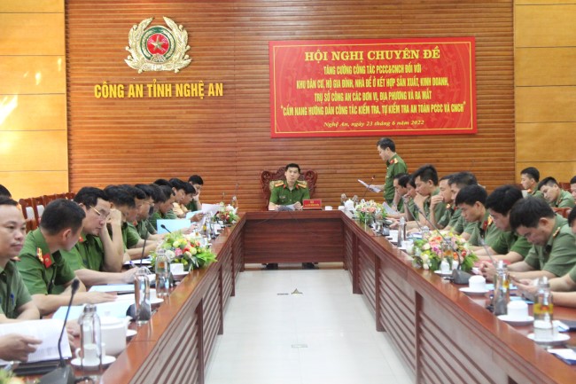 Toàn cảnh buổi Hội nghị