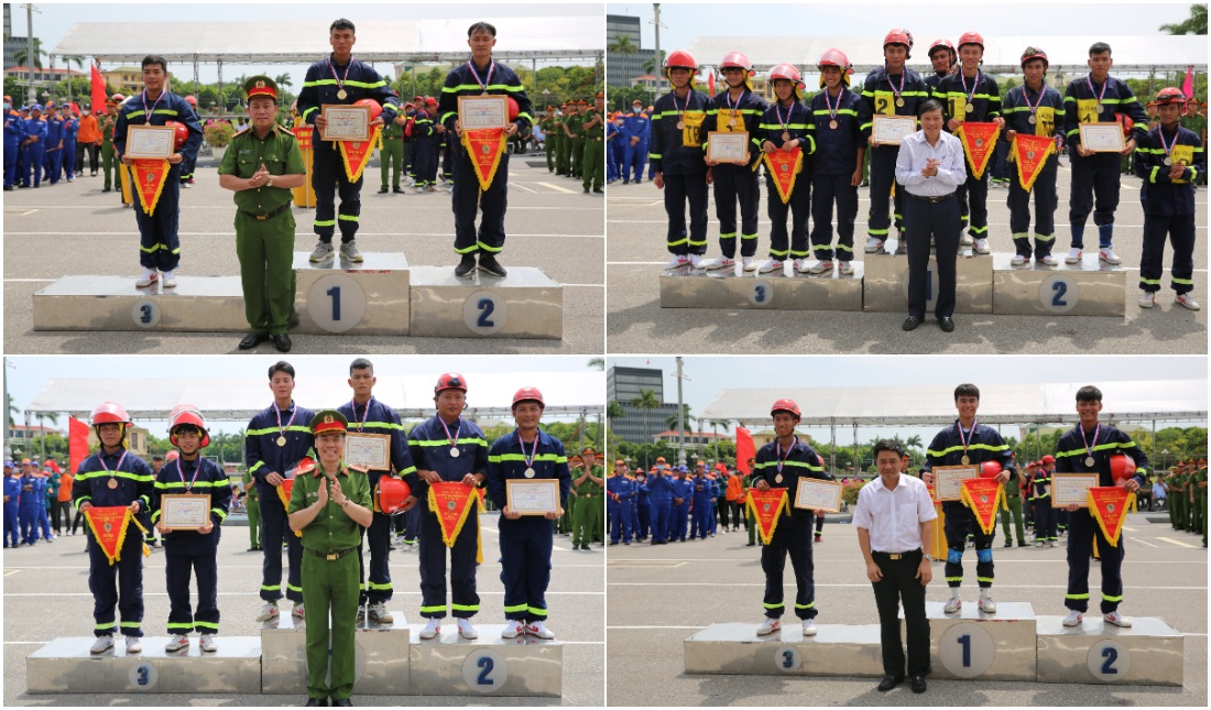 Ban tổ chức trao các giải Nhất, Nhì, Ba cho đoàn đạt giải trong các phần thi