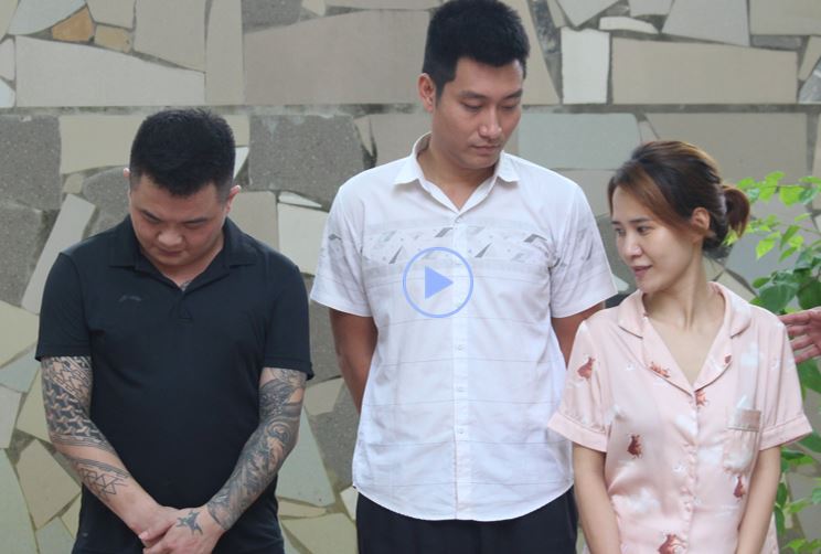 Bắt nhóm đối tượng ném chất nổ vào nhà dân