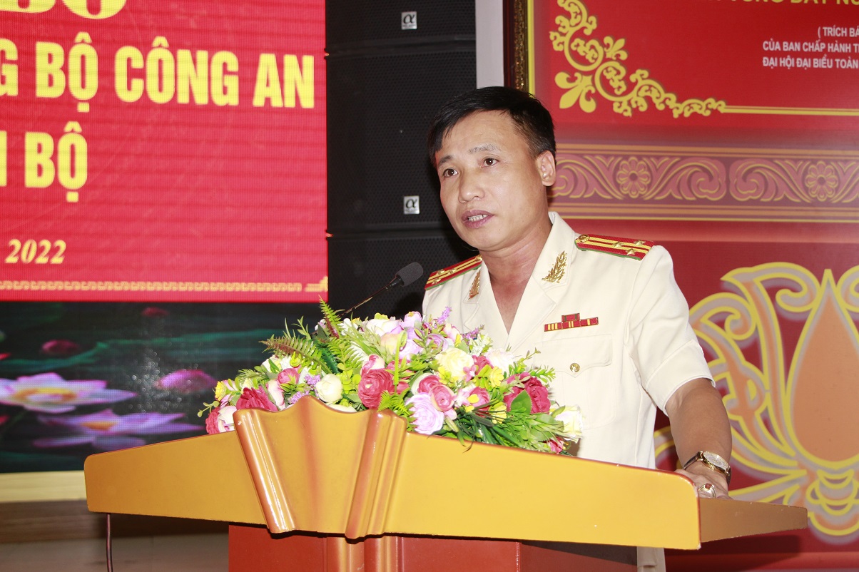 Thay mặt 02 đồng chí tân Phó Giám đốc được bổ nhiệm, đồng chí Thượng tá Nguyễn Duy Thanh phát biểu nhận nhiệm vụ
