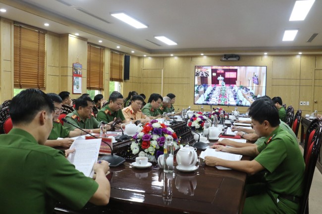 Toàn cảnh điểm cầu Công an tỉnh Nghệ An