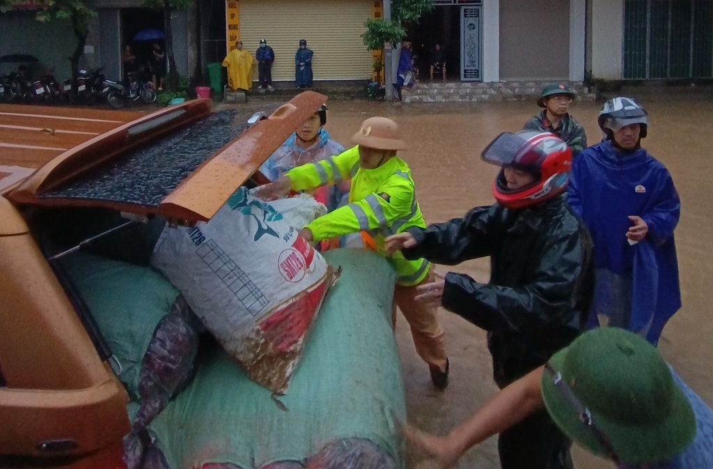 Khẩn trương bảo vệ tài sản của người dân