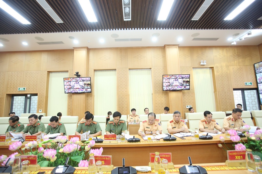 Toàn cảnh Hội nghị tại điểm cầu hội trường Bộ Công an