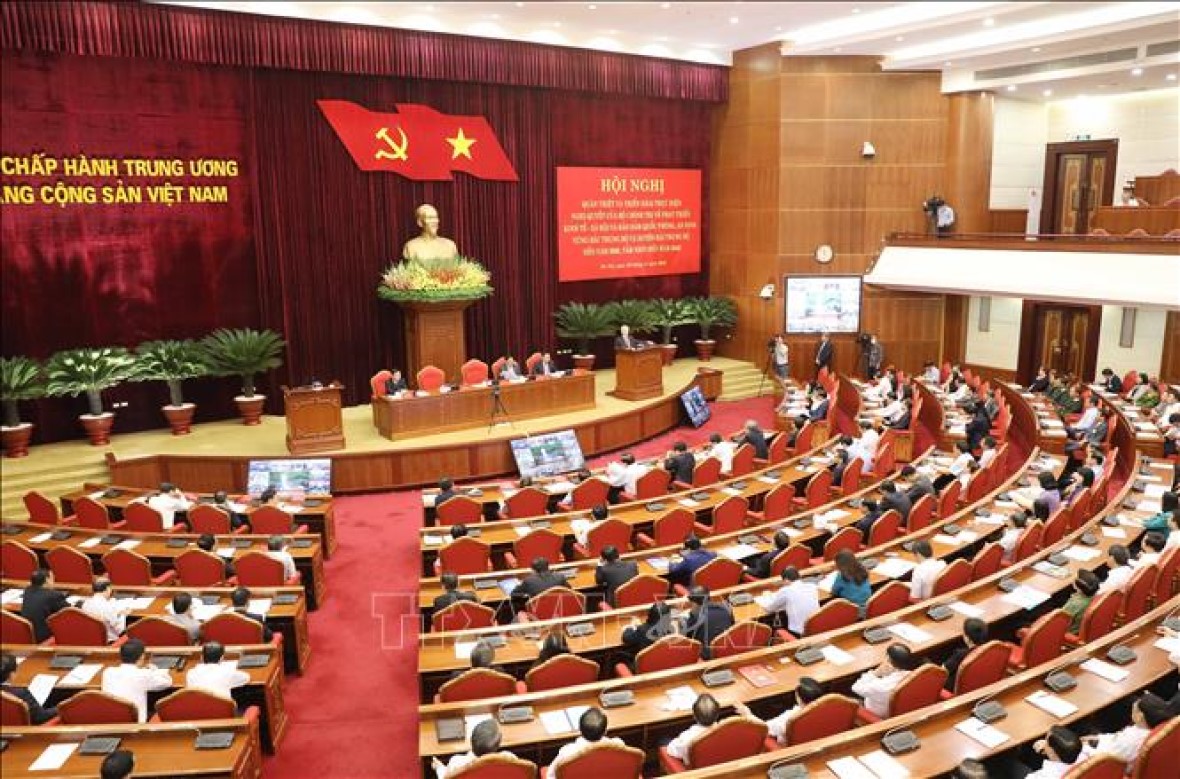 Bộ Chính trị tổ chức Hội nghị về phương hướng phát triển vùng Bắc Trung Bộ và duyên hải Trung Bộ