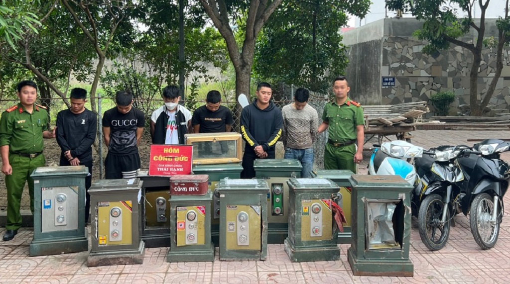 Lực lượng Công an bắt giữ ổ nhóm đối tượng chuyên đột nhập các đền, chùa, nhà thờ để trộm cắp tài sản
