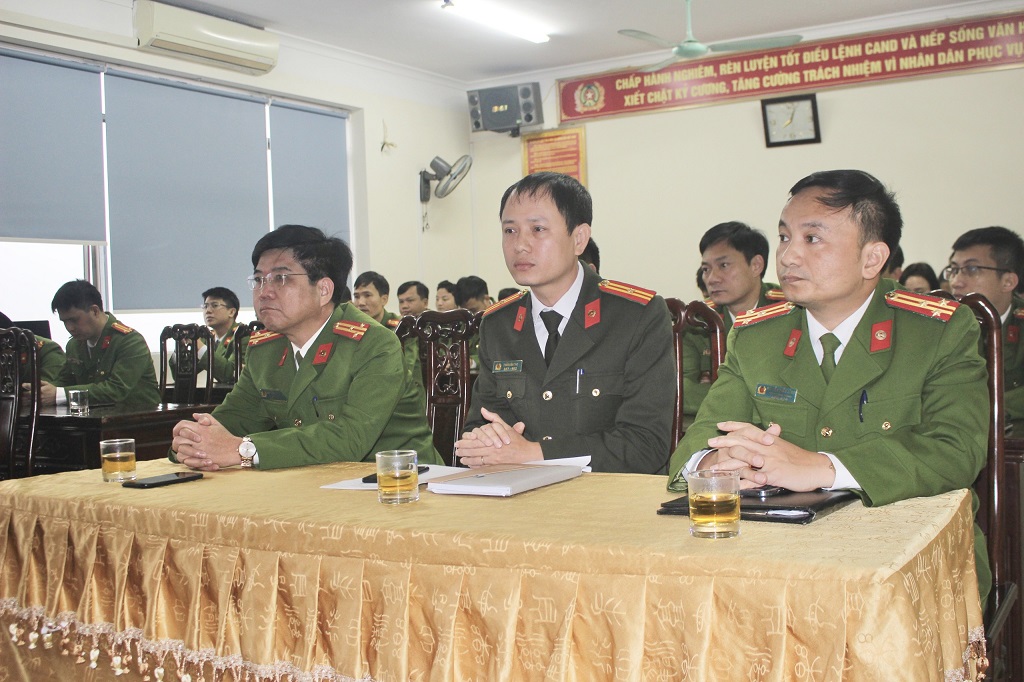 Các đại biểu dự Lễ ra mắt