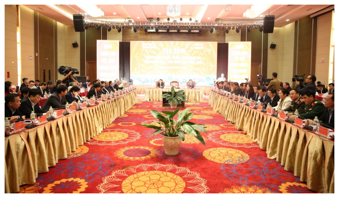 Tọa đàm khoa học 'Định hướng phát triển tỉnh Nghệ An đến năm 2030, tầm nhìn đến năm 2045'