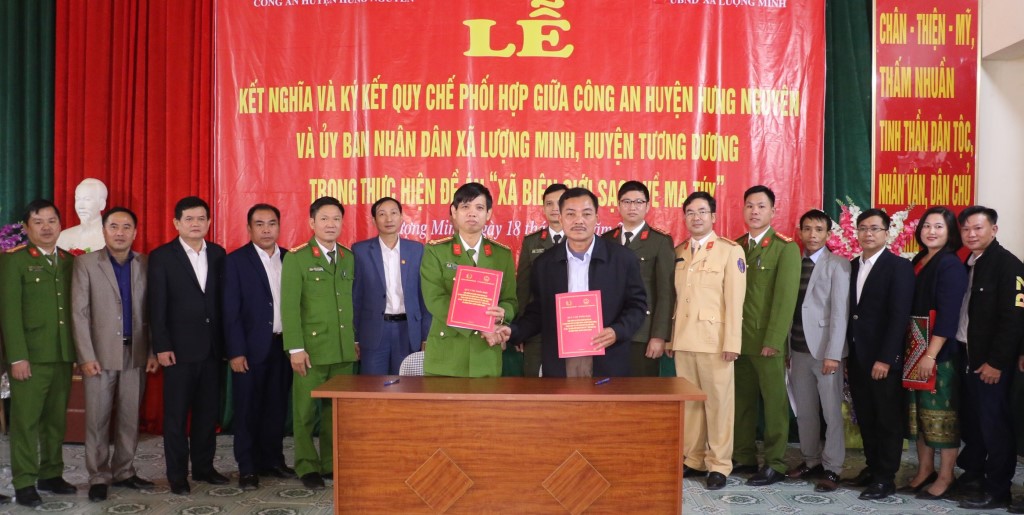 Ký kết quy chế phối hợp giữa Công an huyện Hưng Nguyên và UBND xã Lượng Minh trong thực hiện đề án