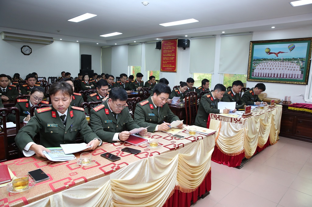 Hội nghị triển khai chương trình công tác công an năm 2023 của phòng Công tác Đảng và công tác Chính trị