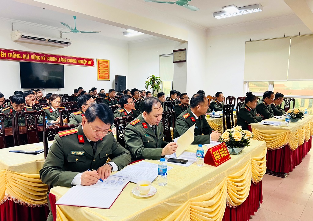 Các đại biểu tham dự Hội nghị