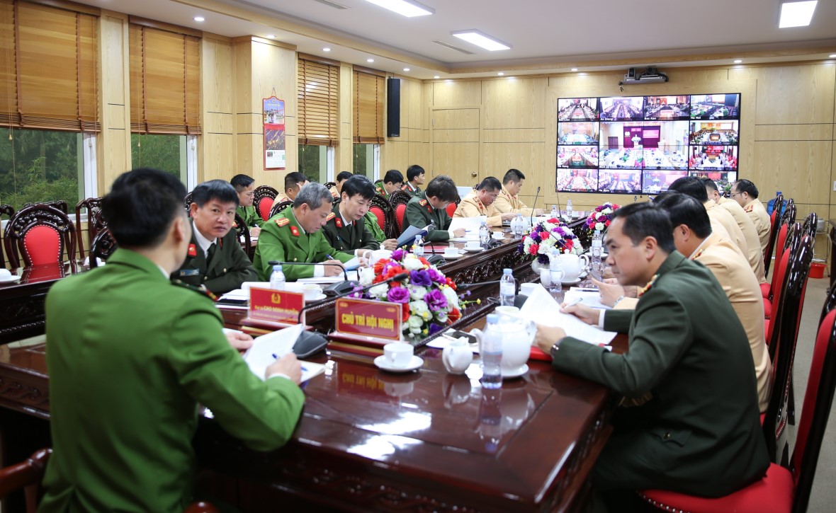 Đánh giá kết quả đợt cao điểm tấn công, trấn áp tội phạm, đảm bảo trật tự an toàn giao thông Tết Nguyên đán Quý Mão 2023