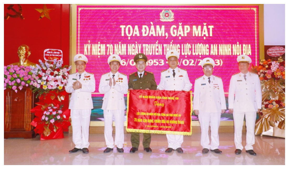Tọa đàm kỷ niệm 70 năm Ngày truyền thống lực lượng An ninh nội địa