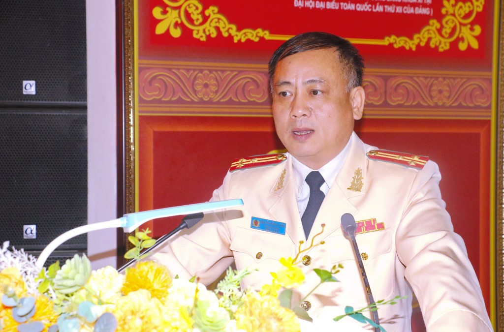 Đại diện Lãnh đạo Phòng An ninh nội địa đọc diễn văn kỷ niệm, ôn lại 70 năm xây dựng, chiến đấu và trưởng thành của lực lượng An ninh nội địa Công an Nghệ An