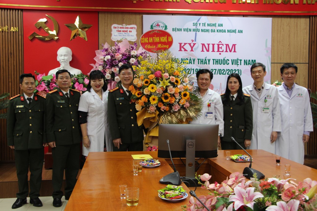 Chúc mừng Bệnh viện Hữu nghị đa khoa Nghệ An