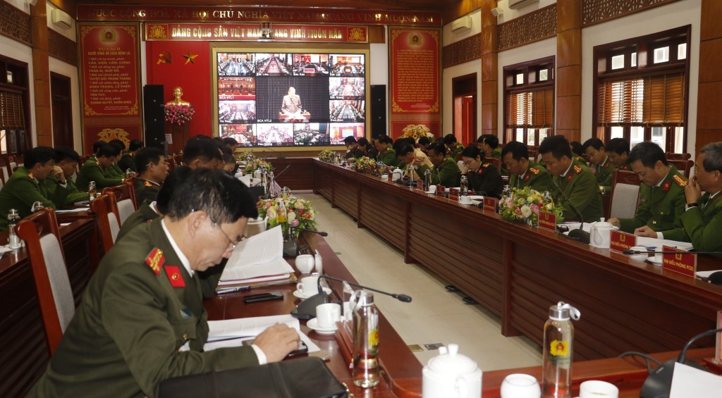Hội nghị tổ chức trực tuyến đến Công an 63 địa phương 