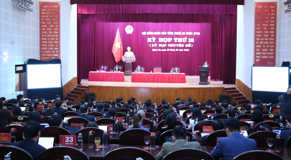 HĐND tỉnh thông qua các dự thảo Nghị quyết quan trọng thúc đẩy giải ngân vốn đầu tư công