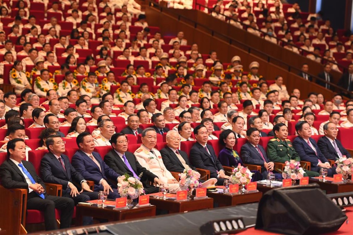 Tổng Bí thư Nguyễn Phú Trọng dự Lễ kỷ niệm 75 năm Công an nhân dân học tập, thực hiện Sáu điều Bác Hồ dạy