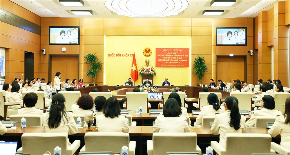 Toàn cảnh buổi gặp mặt.