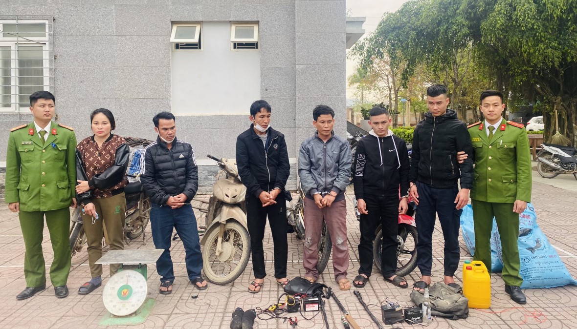 Triệt phá nhóm đối tượng chuyên trộm chó tại nhà dân
