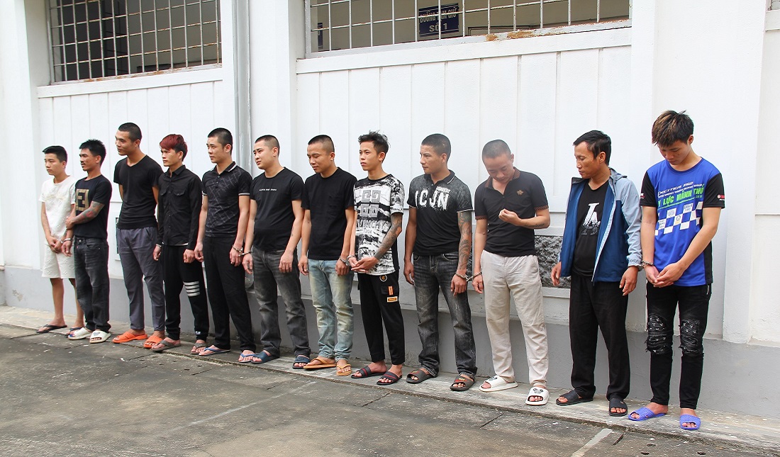 Triệt xoá 10 điểm bán lẻ ma túy, bắt 13 đối tượng