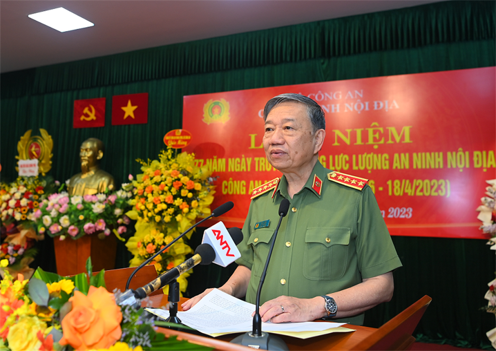 Bộ trưởng Tô Lâm phát biểu chỉ đạo tại buổi gặp mặt.