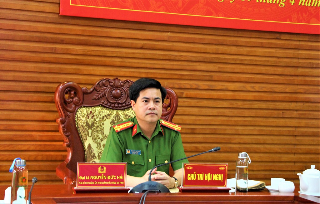 Đồng chí Đại tá Nguyễn Đức Hải - Phó Giám đốc Công an tỉnh chủ trì tại điểm cầu Công an Nghệ An
