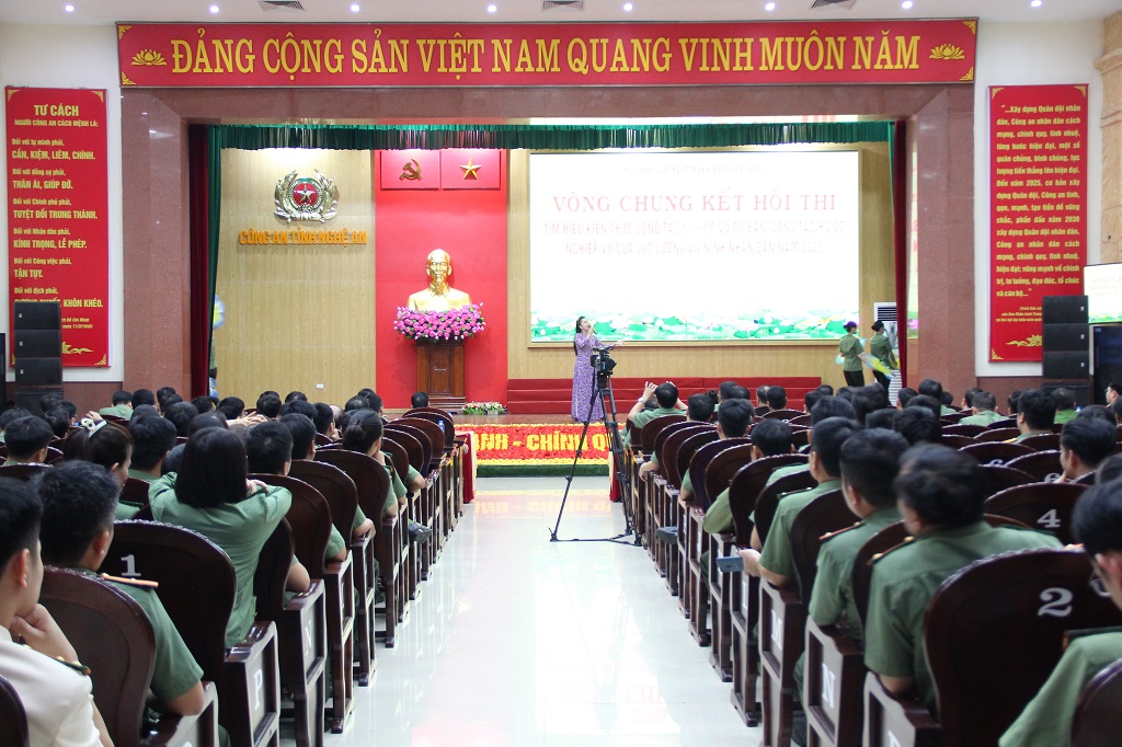 Toàn cảnh Hội thi