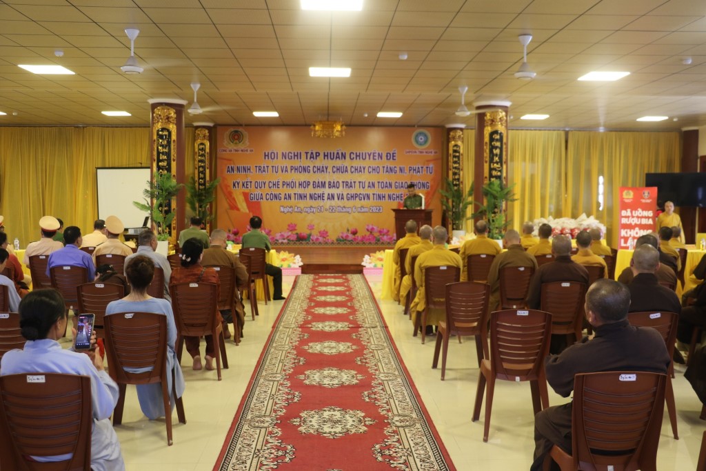 Toàn cảnh Hội nghị