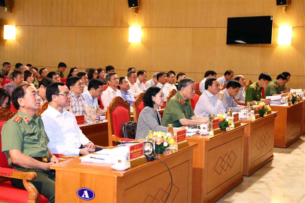 Các đại biểu dự Hội nghị tại điểm cầu Bộ Công an