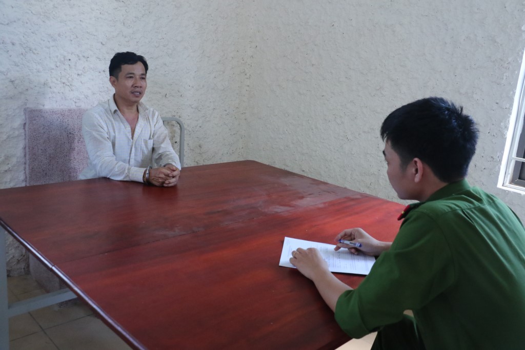 Bắt đối tượng truy nã thay tên, đổi họ sau 25 năm lẩn trốn