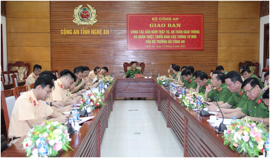 Giao ban công tác đảm bảo TTATGT và quán triệt triển khai các thông tư mới của Bộ trưởng Bộ Công an