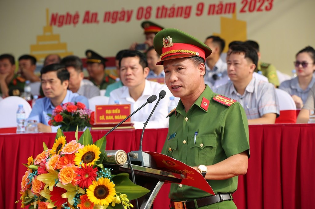 Lãnh đạo Công an tỉnh Nghệ An phát biểu tại diễn tập